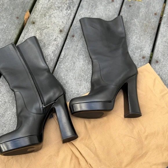 Michael KORS Emmy Runway Platform Boot Genuine Leather- Michael Kors Collection - Picture 3 of 8